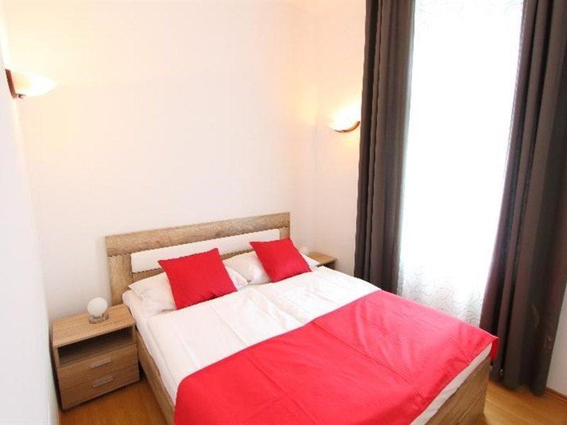 Checkvienna - Edelhof Apartments Εξωτερικό φωτογραφία