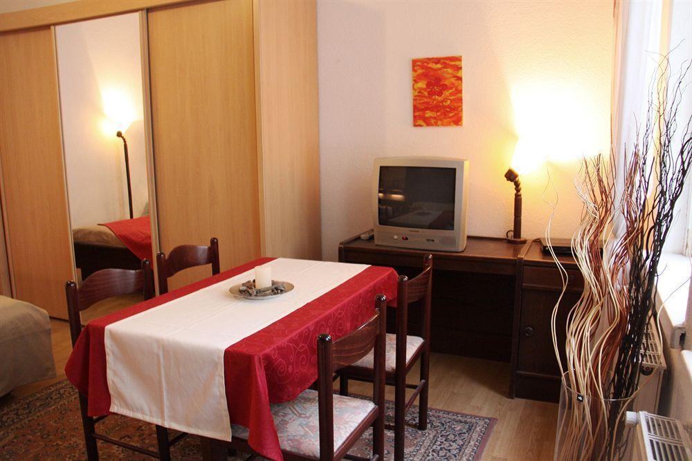 Checkvienna - Edelhof Apartments Εξωτερικό φωτογραφία