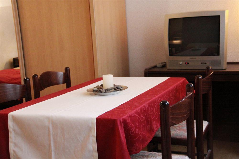 Checkvienna - Edelhof Apartments Εξωτερικό φωτογραφία