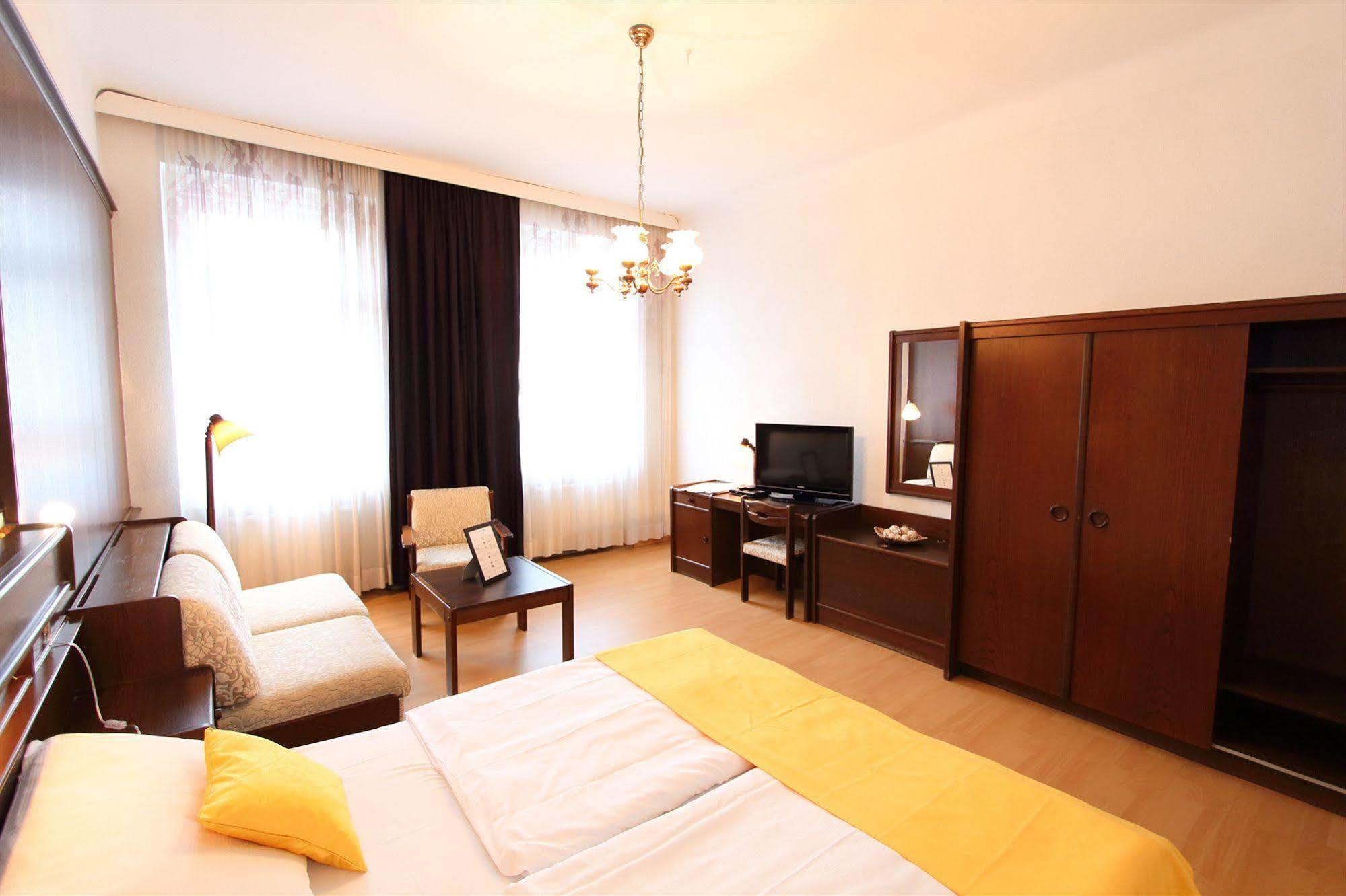 Checkvienna - Edelhof Apartments Εξωτερικό φωτογραφία