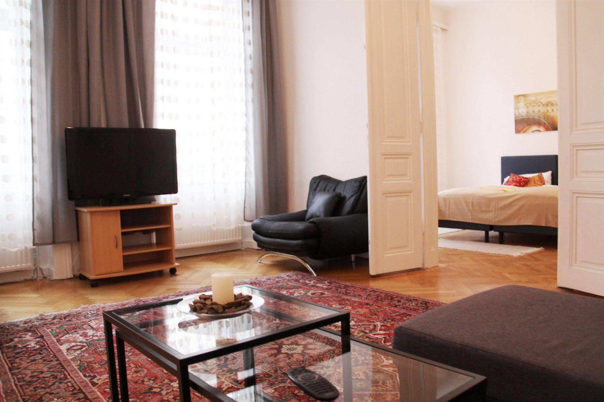 Checkvienna - Edelhof Apartments Εξωτερικό φωτογραφία